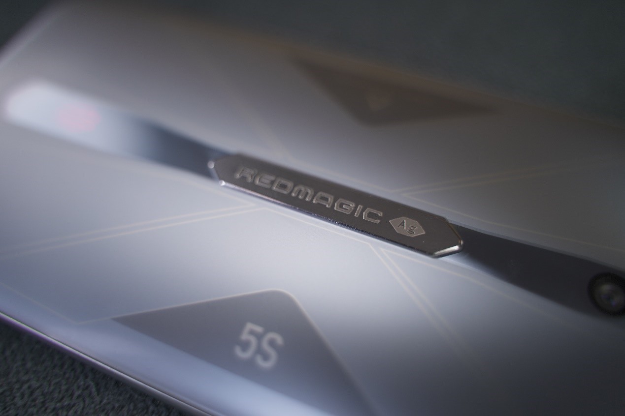 红魔5s为什么比6贵,红魔5s优缺点全面测评