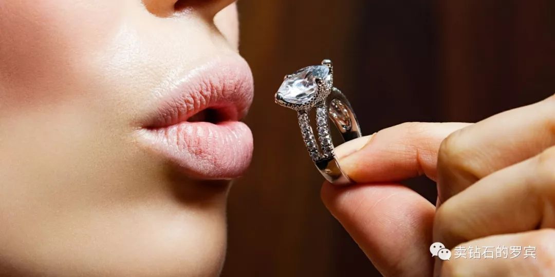 珠宝销售卖戒指的话术,18k珠宝销售技巧和话术