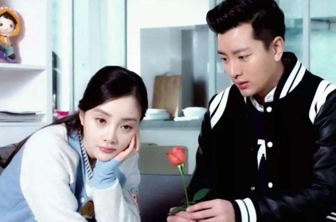 贾乃亮李小璐离婚的前因后果,贾乃亮李小璐有回应离婚吗