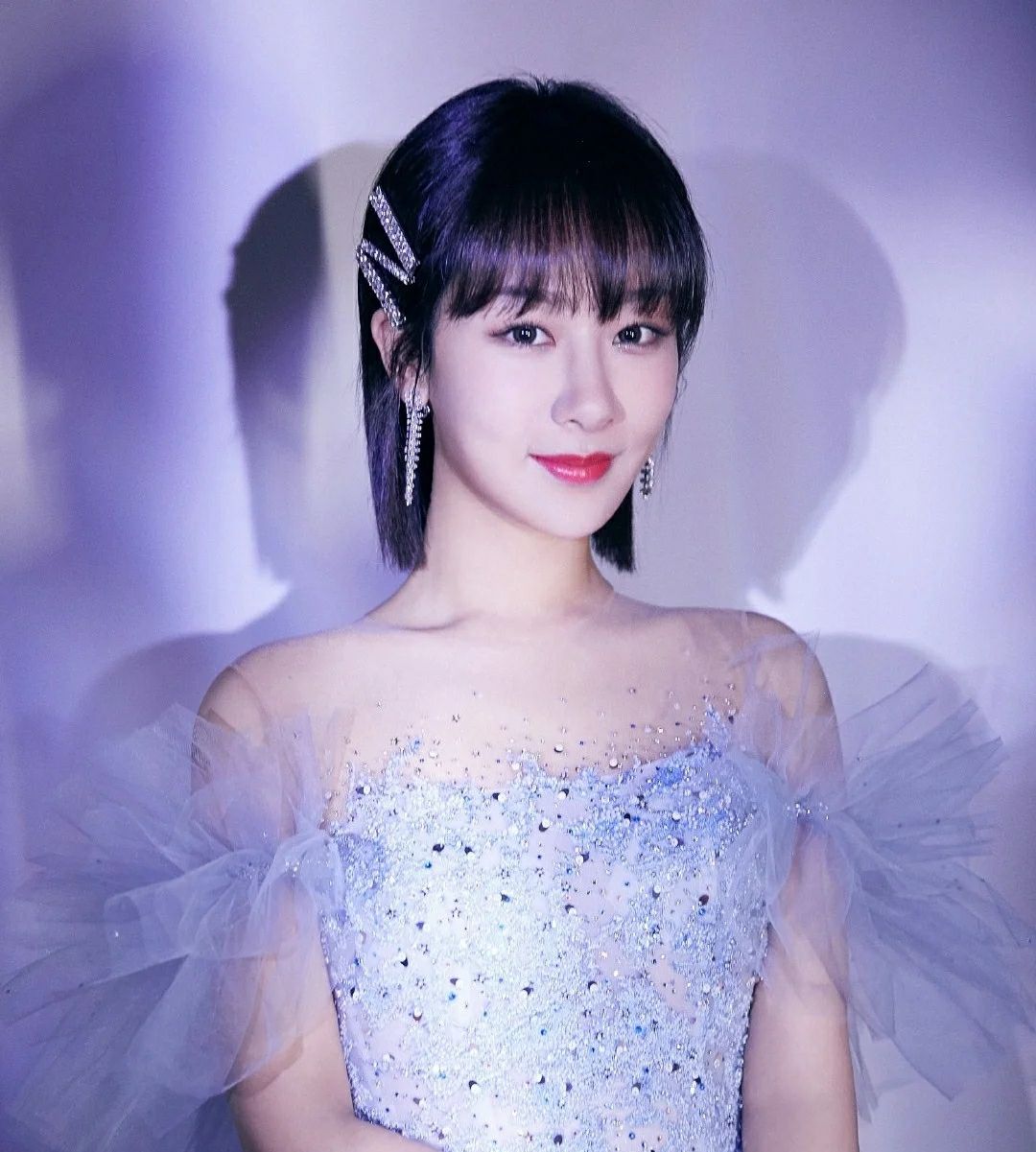 为什么说桃花眼是最好看的眼型,桃花眼和下垂眼的区别