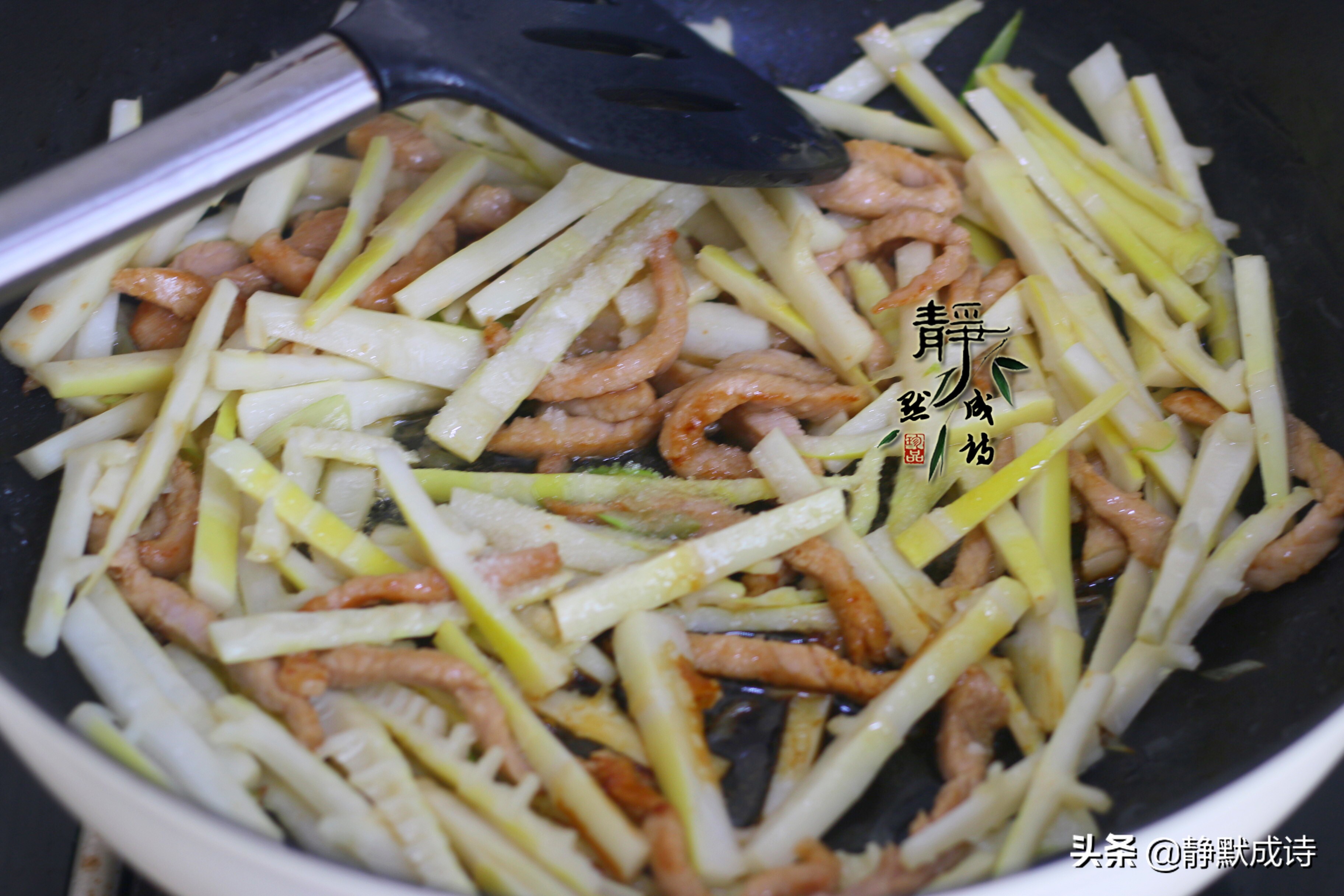 春笋最好吃的做法，不油焖，不煮汤，又脆又嫩，1盘不够吃