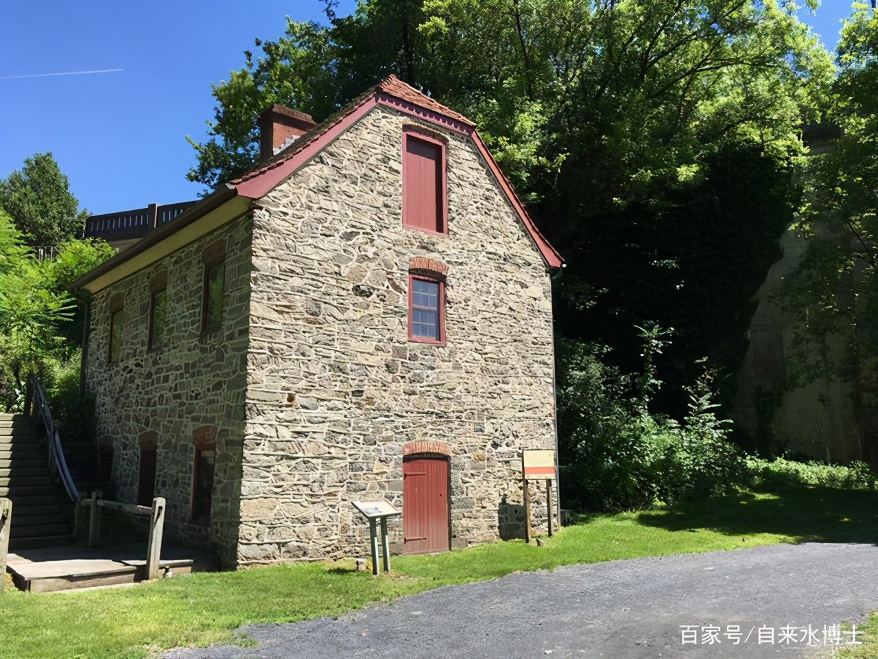 世界上最好最大的自来水厂,世界第一座自来水厂