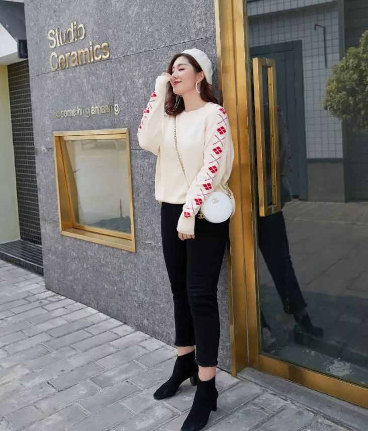 胖mm短款开衫毛衣怎么搭配好看,胖妹子穿什么毛衣好看