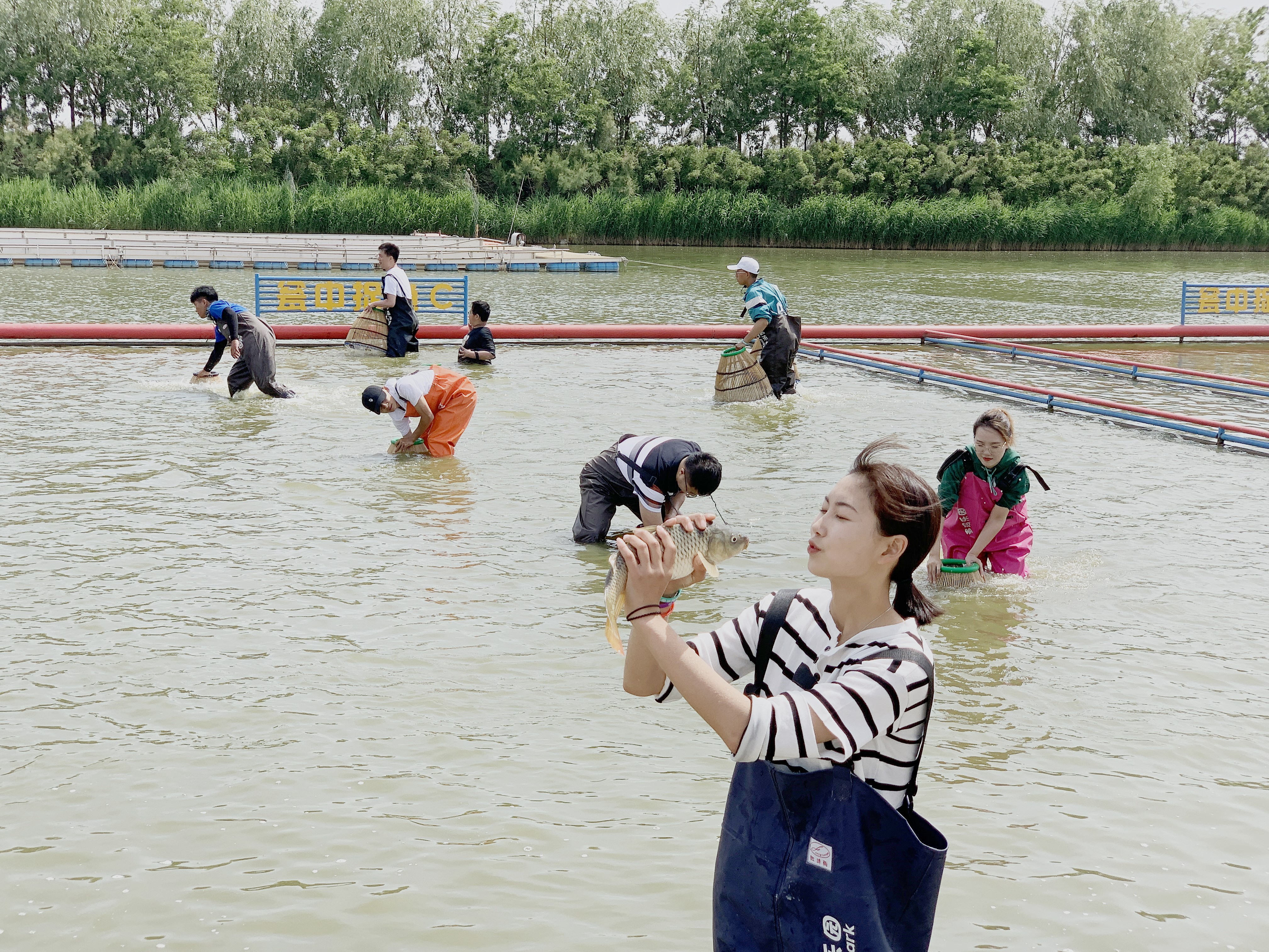 亲子游玩好去处嬉水狂欢,京津冀亲子游温泉乐园
