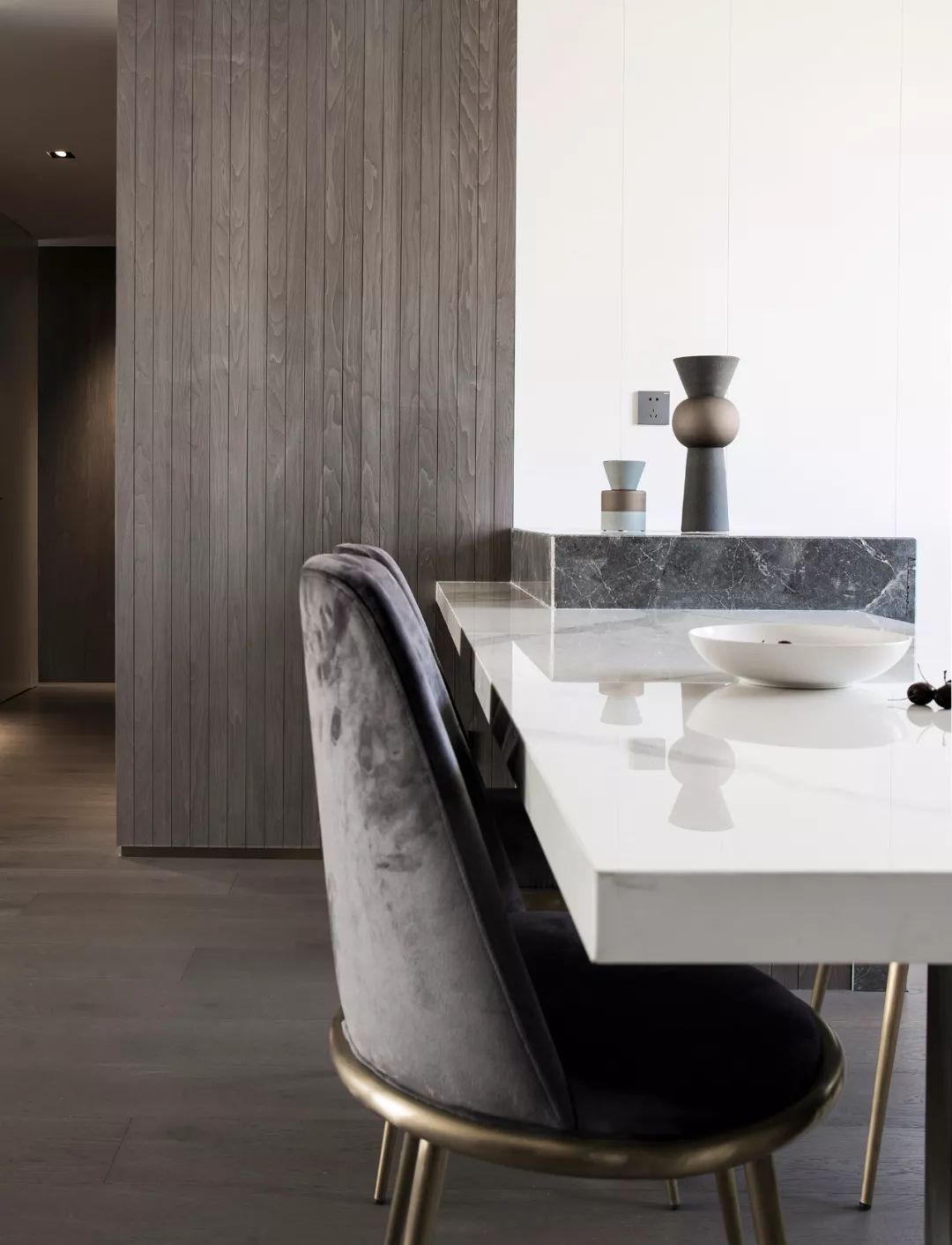 轻奢惬意舒展空间设计,141平新中式禅意设计