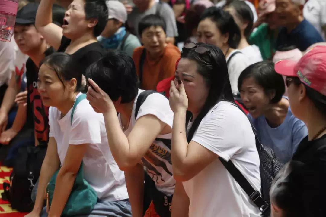 MBI千亿*局骗**创始人剃度出家,被骗100多万投资者去世