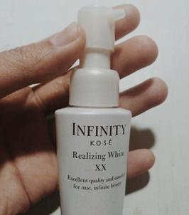 白成一道闪电平价美白,白成一道光精华