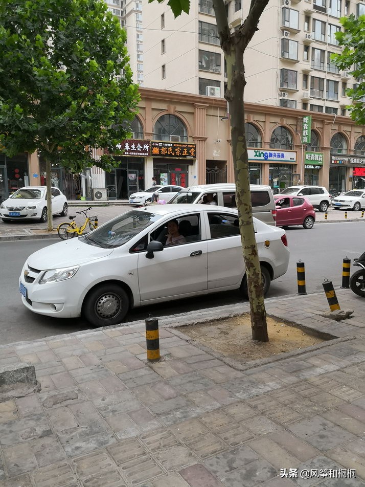 开房车自驾游的生活,老婆当专职司机