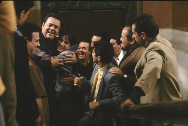 刘德华电影黑金经典场面,一部被低估的黑帮电影刘德华