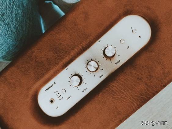 经典与新科技的融合：MarshallStanmoreII智能蓝牙音箱使用体验