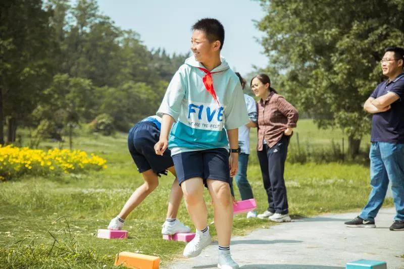 把戒尺还给老师完整版,请家长还给老师一把戒尺