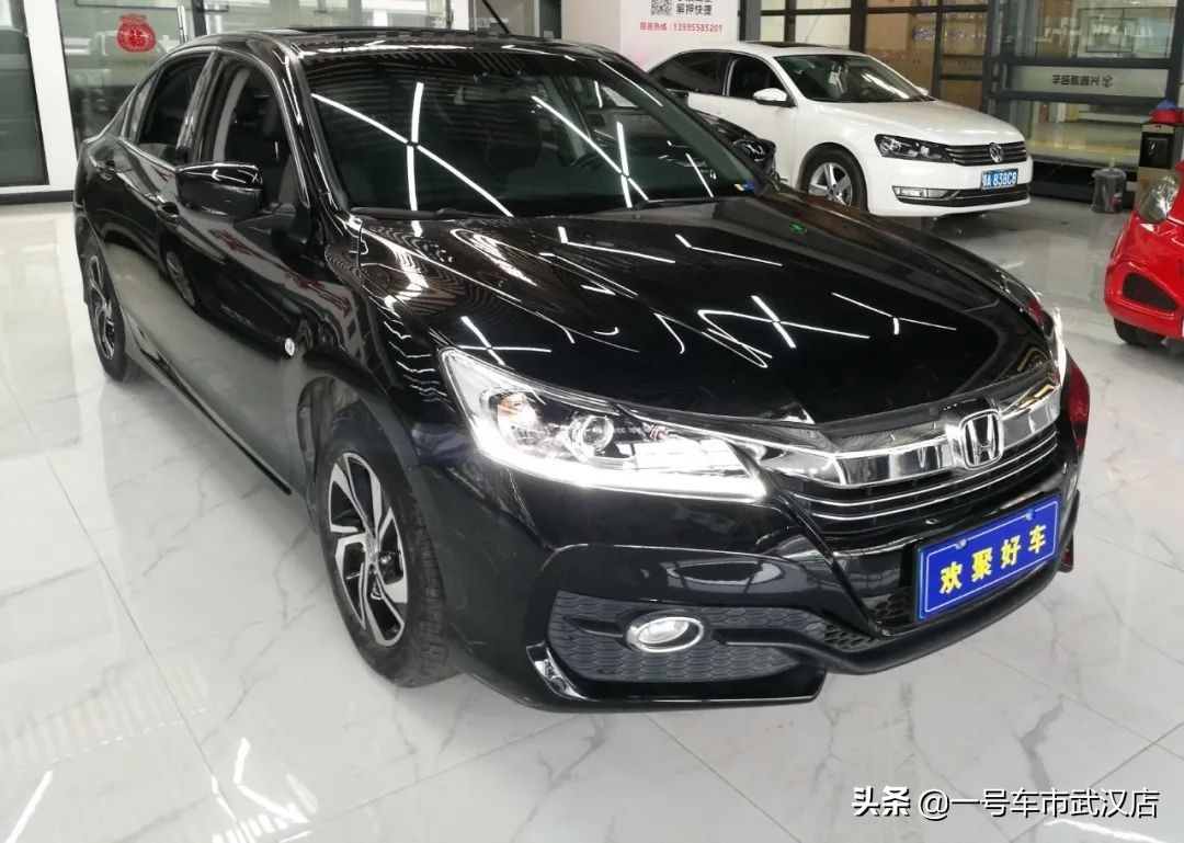 2016雅阁2.0l,雅阁2016款混动2.0l锐领版