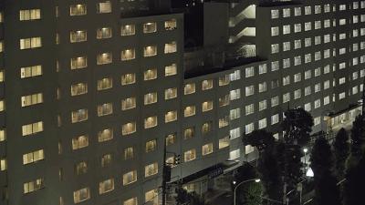 临死前求助智能音箱的老人，还在被这些年轻人诅咒