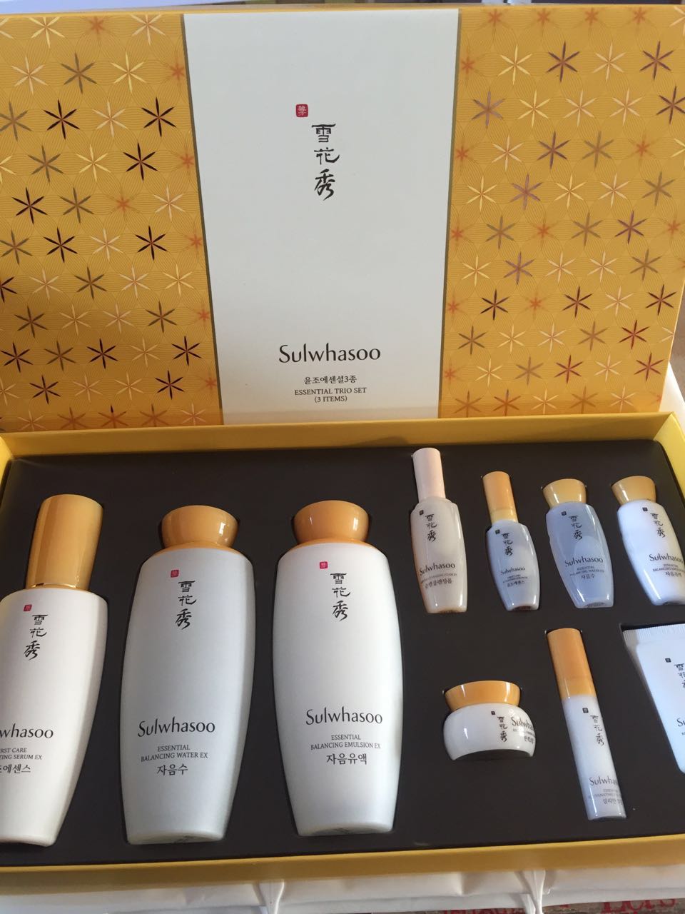 有的水乳用了感觉脸滑滑的,这些面霜让你用后皮肤水润透白