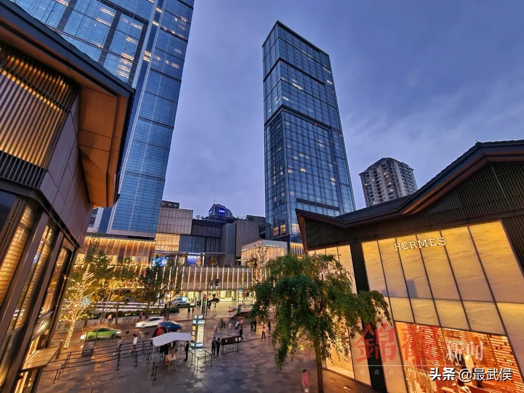 成都首条夜环线,太太太太好玩了!