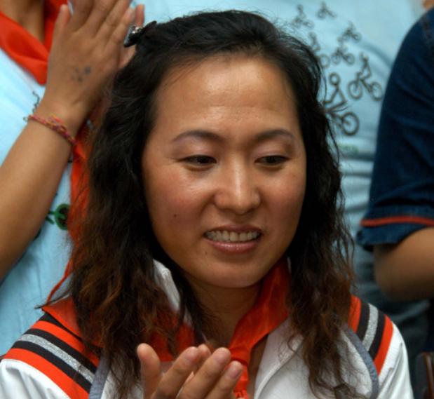 王军霞田径第一人,田径奥运冠军王军霞晒出视频