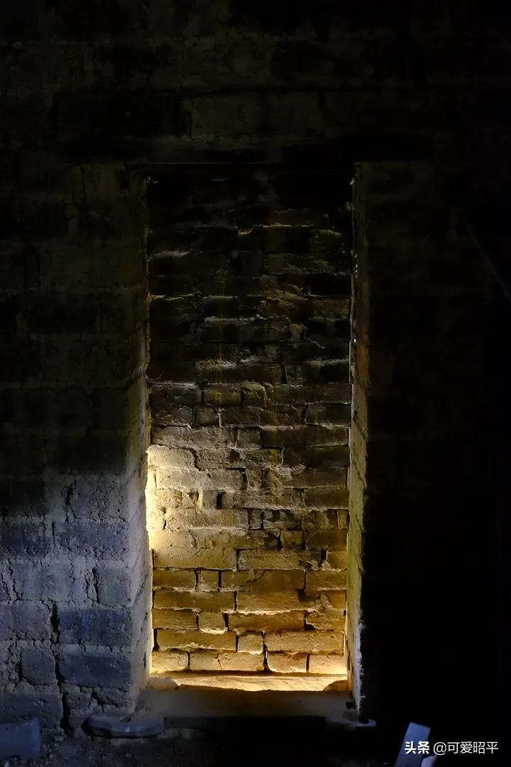 贺州昭平长寿之乡,昭平县百年炮楼图片