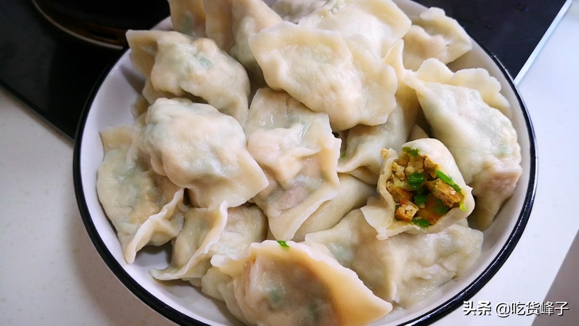 煮饺子别糊汤,煮饺子要不要搅动