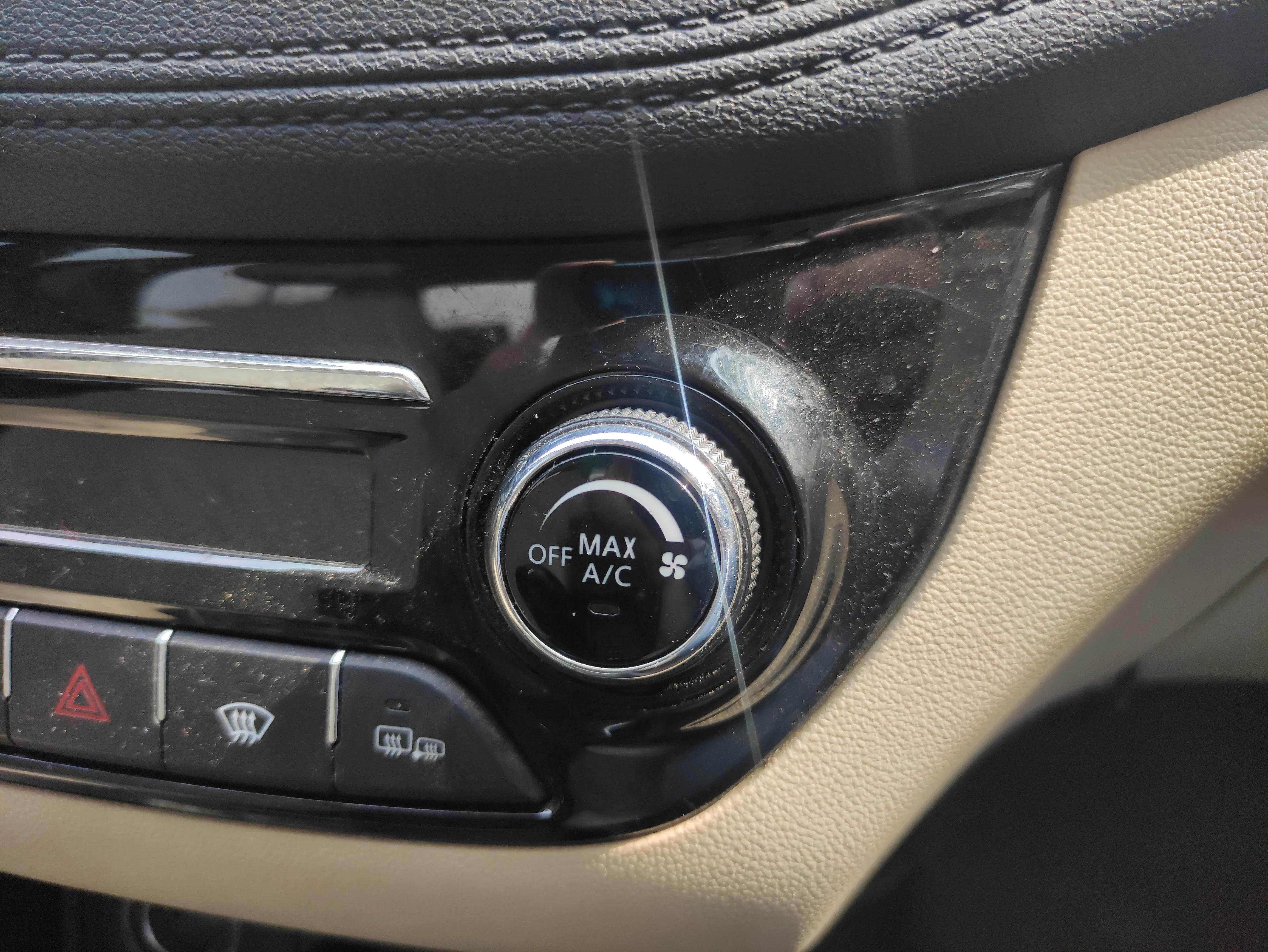 我的爱车的内饰,我的爱车黑色版