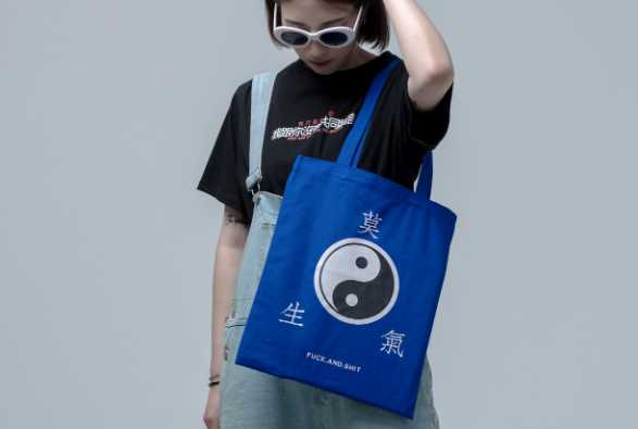 什么包包妈妈背又便宜又好看,包包推荐学生好看时尚便宜