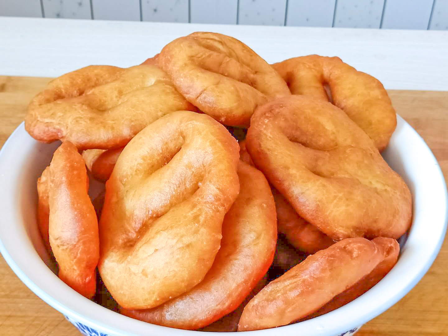 炸油饼正确和面配方,炸油饼做法和面技巧