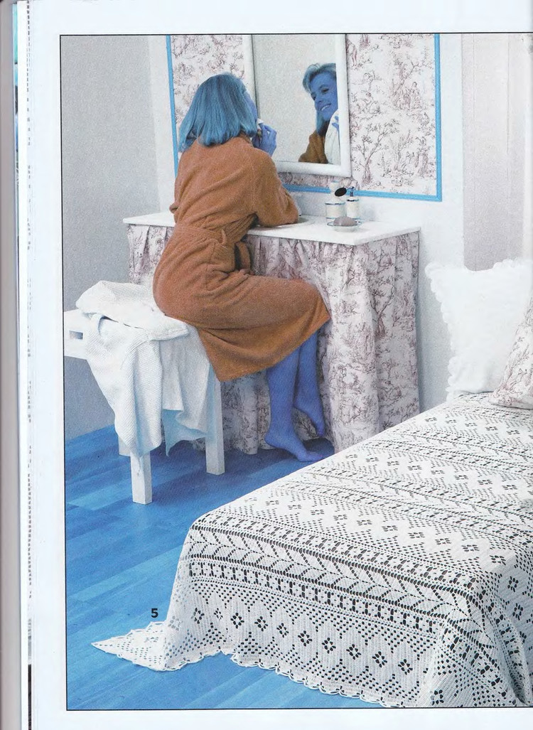 有漂亮的台布钩针图解吗,钩针编织桌布盖巾教程