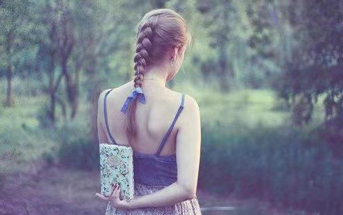 曝光关于鸿星尔克的视频 (鸿星尔克爆火之后的现状)