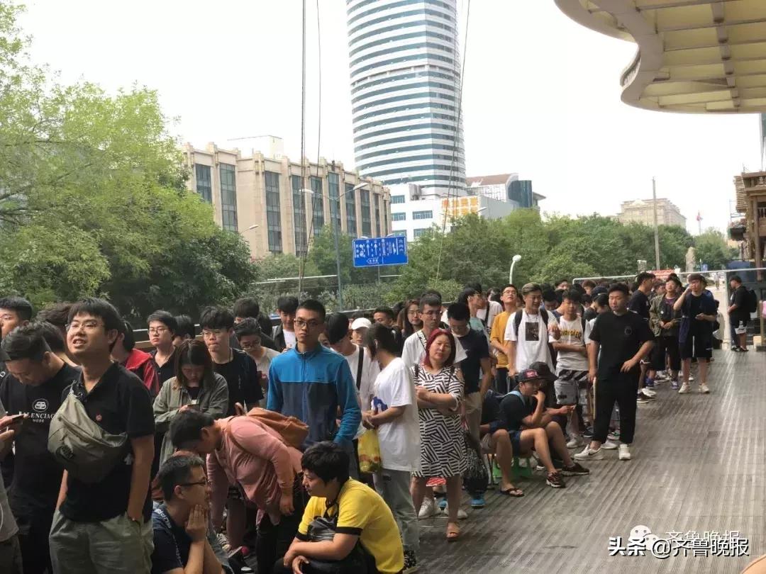 倒卖二手鞋赚钱,2023年倒卖aj赚钱吗