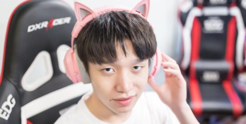 雷蛇三丽鸥猫耳耳机粉色,猫耳耳机雷蛇推荐