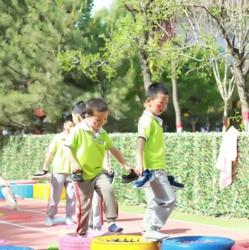 幼儿园我是小红军重走长征路游戏,小班重走长征路闯关游戏