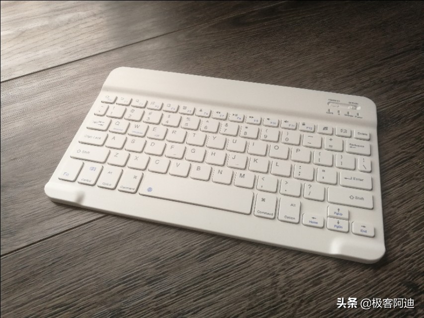 ipadair3妙控键盘开箱,ipadair3最适合的键盘和鼠标