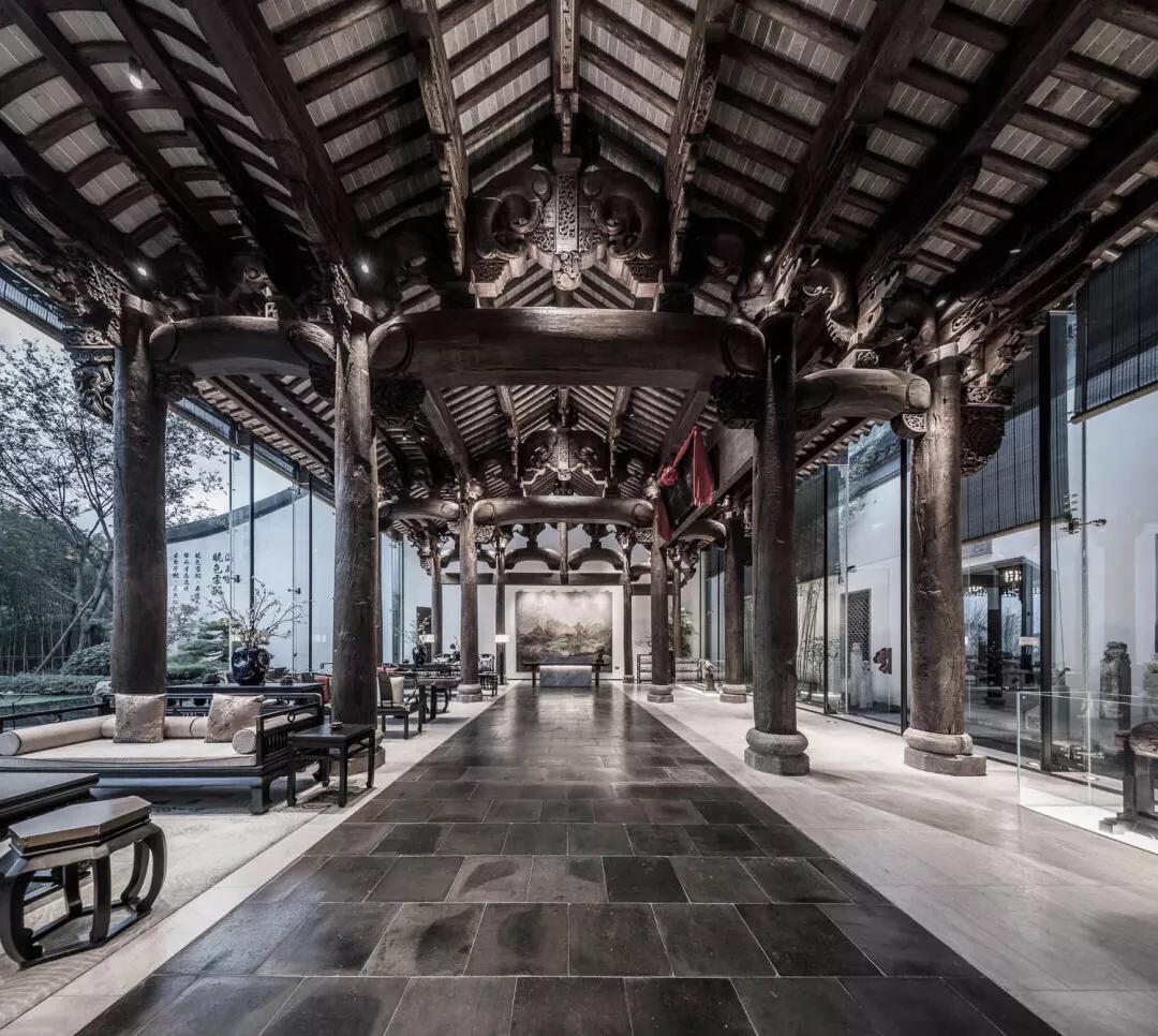 一玺国色,墨染东方!建发央玺为时代致献一座传世藏品