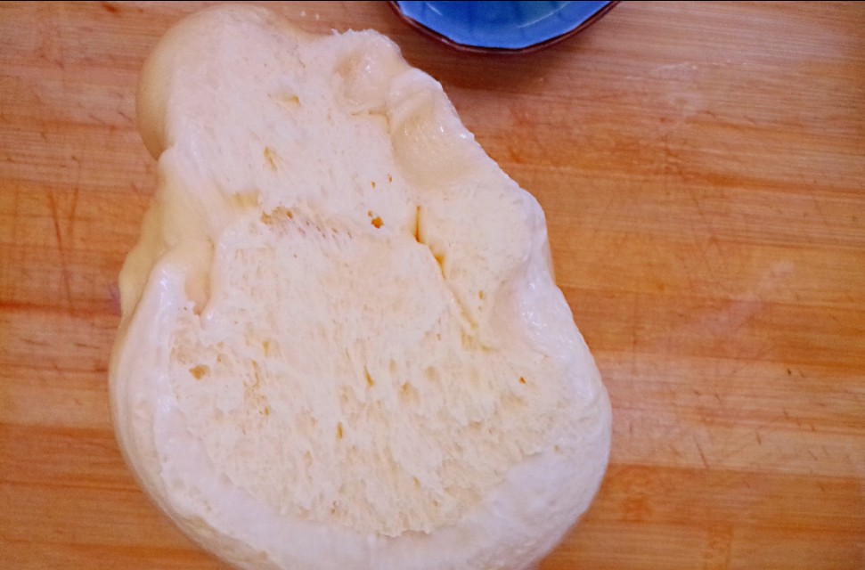 家庭版香酥小油条怎么做酥脆松软,香酥大油条家庭做法不用膨松剂