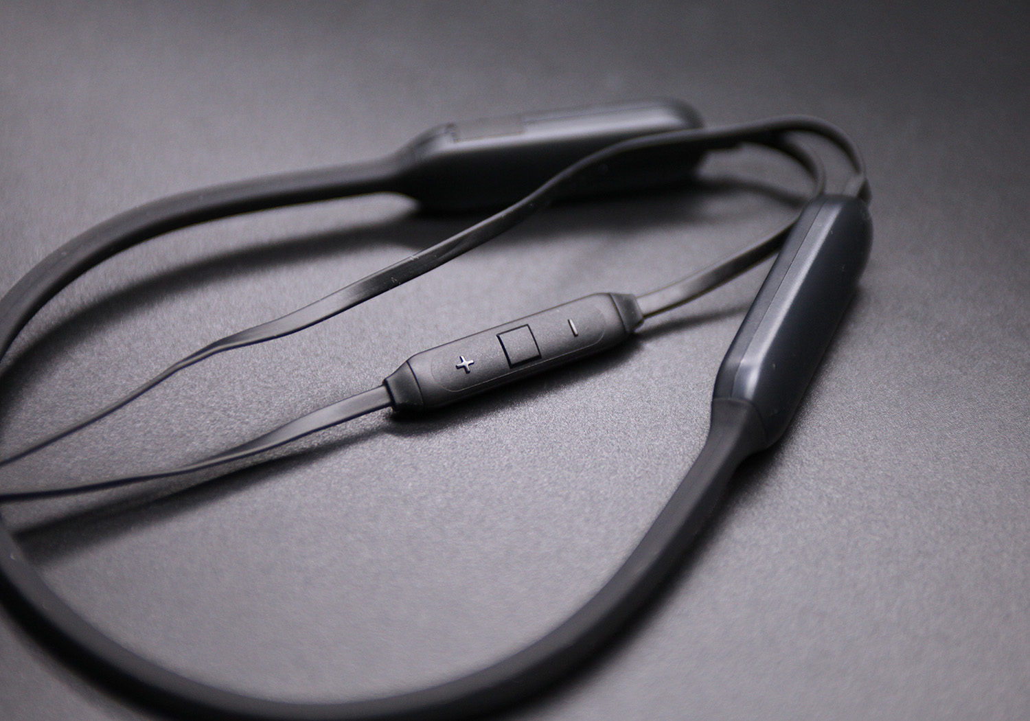 细节到位带来出众体验,细节丰富的耳机