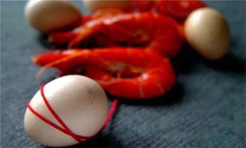 在茅台镇上如何吹酒牛皮?