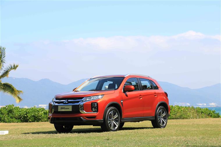 广汽三菱suv13万左右落地价,起售价不到十万的中型suv推荐