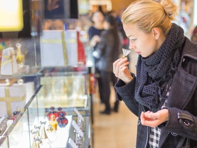 机场免税店的东西真的便宜么,机场免税店的东西是真的么