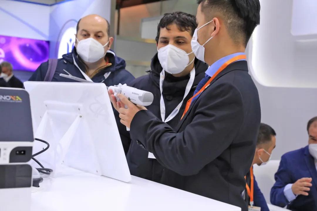 当创新中国邂逅精工德国|逆行亮剑Medica,赛诺微将创新进行到底