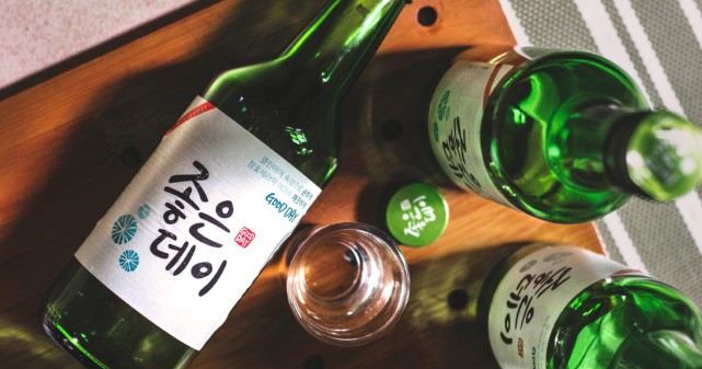 韩国人为什么那么能喝酒,韩国人为啥这么爱喝酒