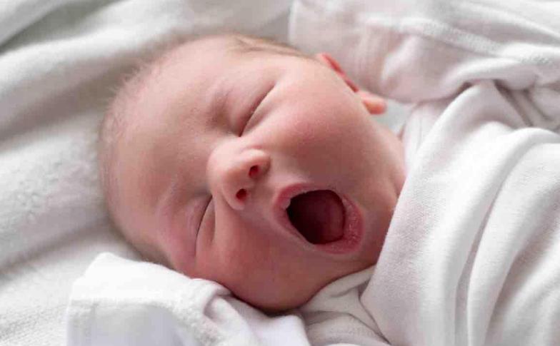 生孩子一定要侧切缝针吗,生孩子要不要选择无痛分娩