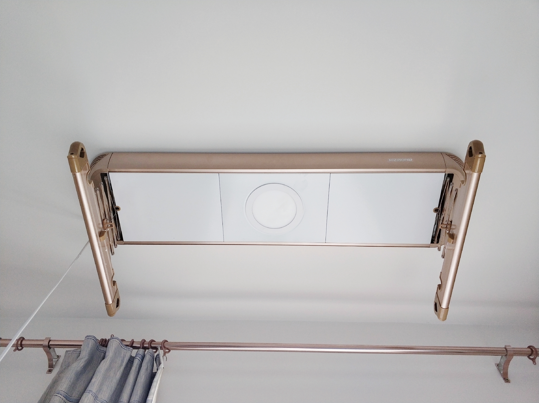 阳台晾衣神器节省空间,节省空间晾衣设计