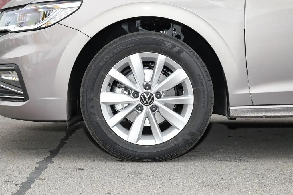 大众宝来最低价5.98万自动,大众宝来降价6万以下二手