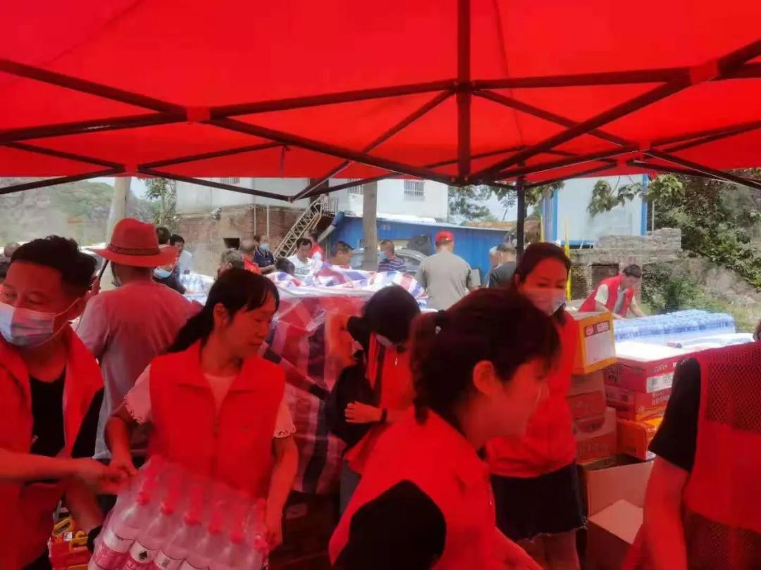 微光汇聚终成灿阳—郑州市中原区汝河新区小学积极助力灾后重建