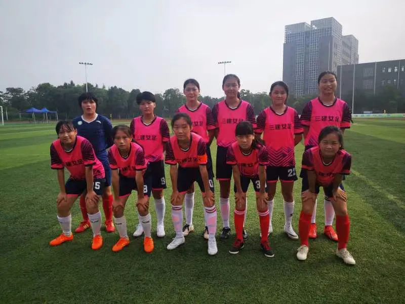 海门校园足球代表队在2020年南通市青少年校园足球联赛中获佳绩
