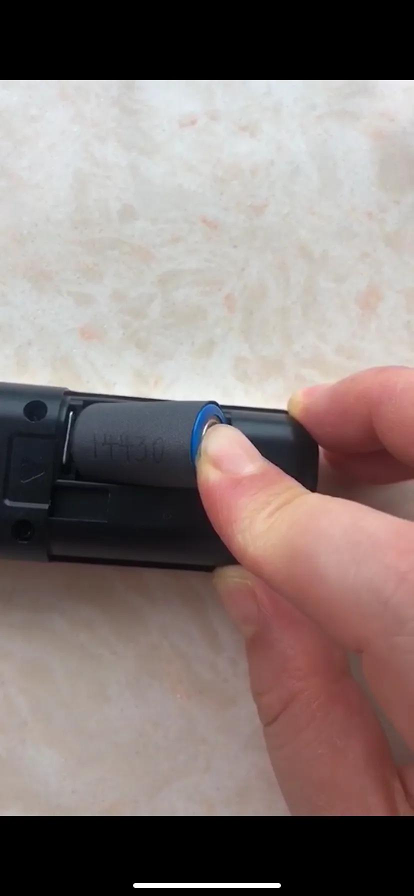 巡鹰125usb手机充电器,125摩托车充电器怎么测好坏