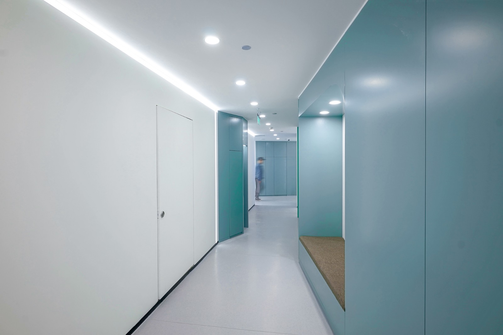 打造电商孵化基地,打造新型电商产业平台基地