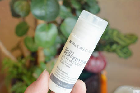 痘痘肌很多闭口用什么产品,预防痘痘闭口的精华