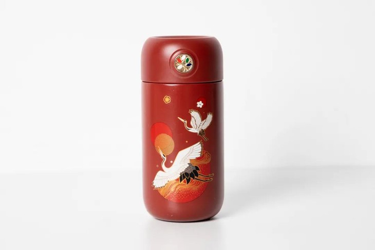 国风保温杯智能显温大容量,国风便携式保温杯