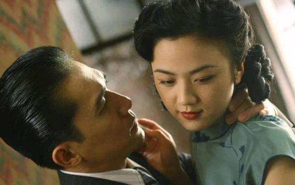 张爱玲的《色戒》写了三十多年，真的不只是色情那么简单