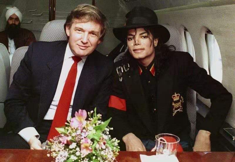 迈克尔杰克逊性骚扰案件简介,迈克尔杰克逊被诬陷侵犯男孩